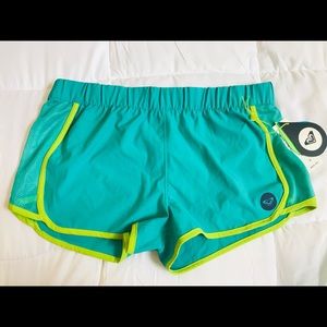 Roxy Boardshorts NWT
